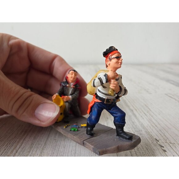 Lemax pirate Dracula leaky bag trick or treat candy boy village Halloween access - Picture 6 of 9